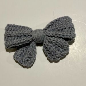 Gray Crocheted Bow Hair Clip